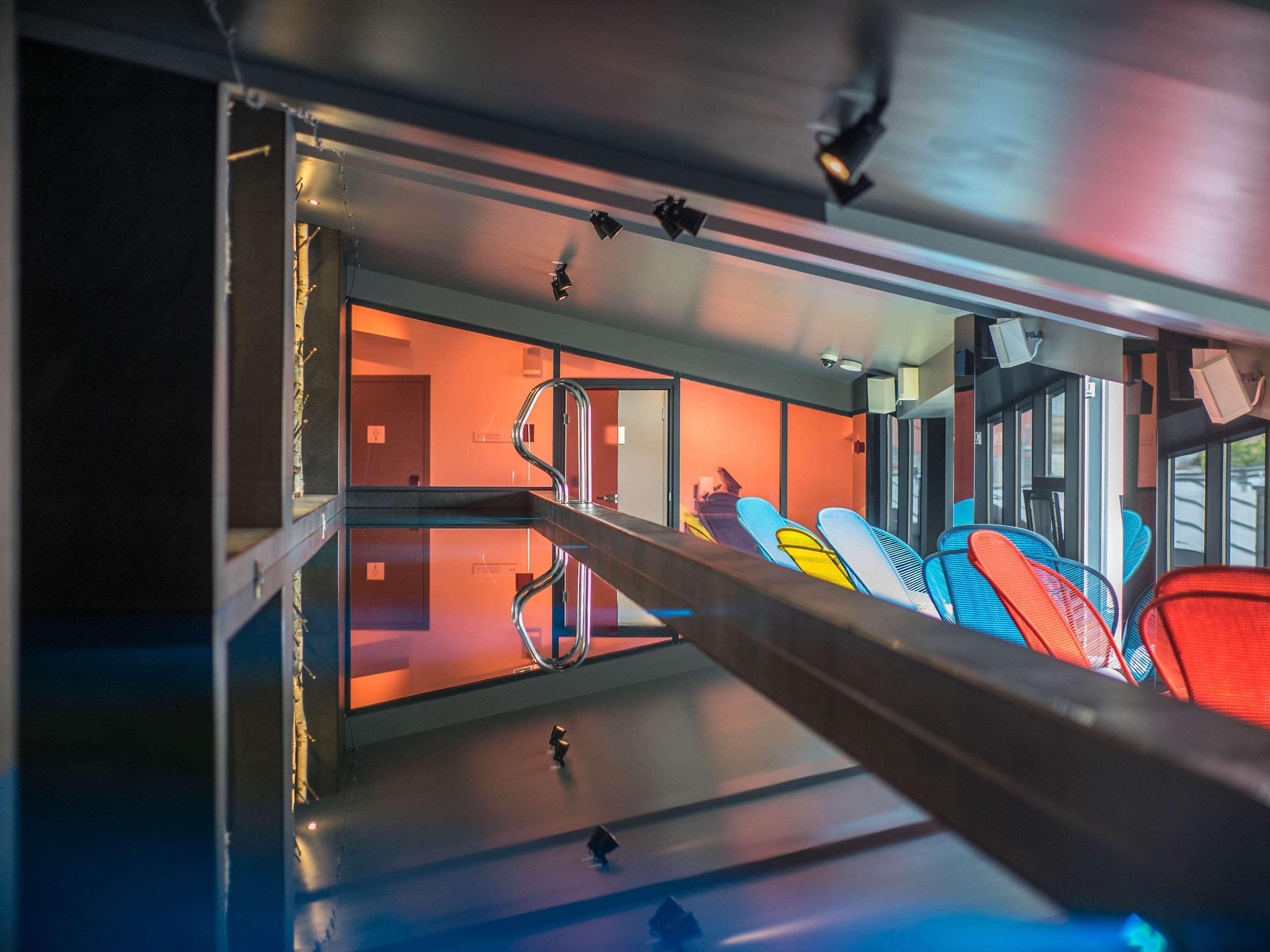 ホテル プルマン リガ オールド タウン エクステリア 写真 Interior of the bus