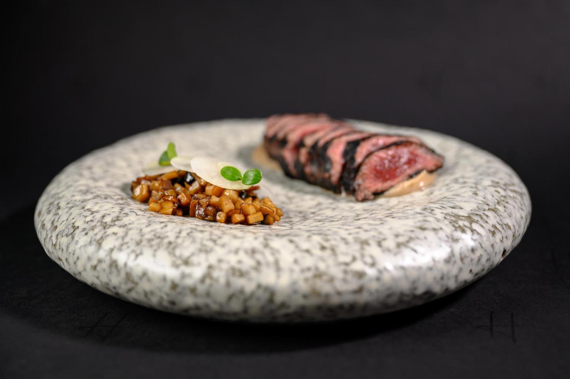 ホテル プルマン リガ オールド タウン エクステリア 写真 A dish from the restaurant