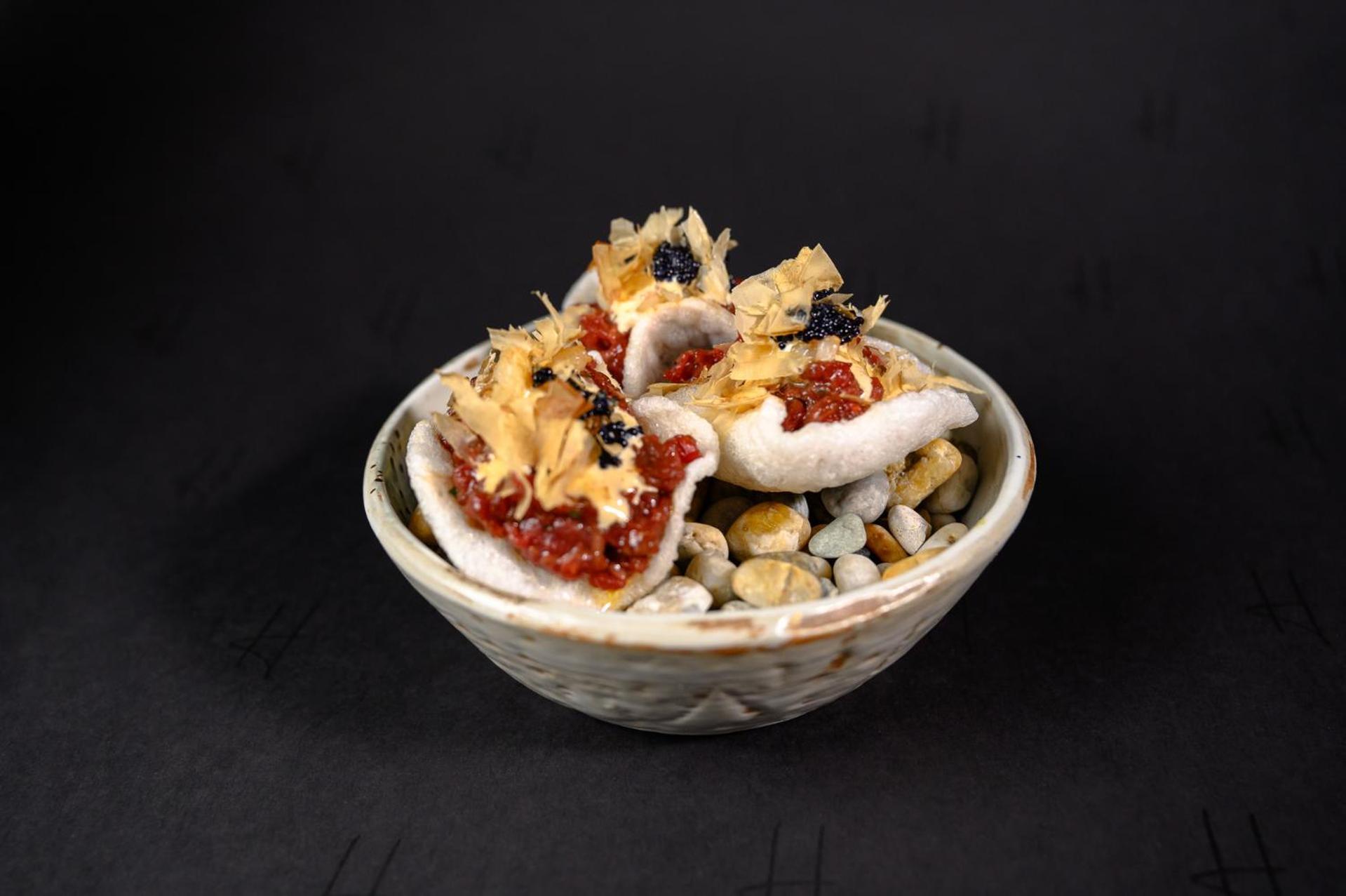 ホテル プルマン リガ オールド タウン エクステリア 写真 A bowl of shirasu