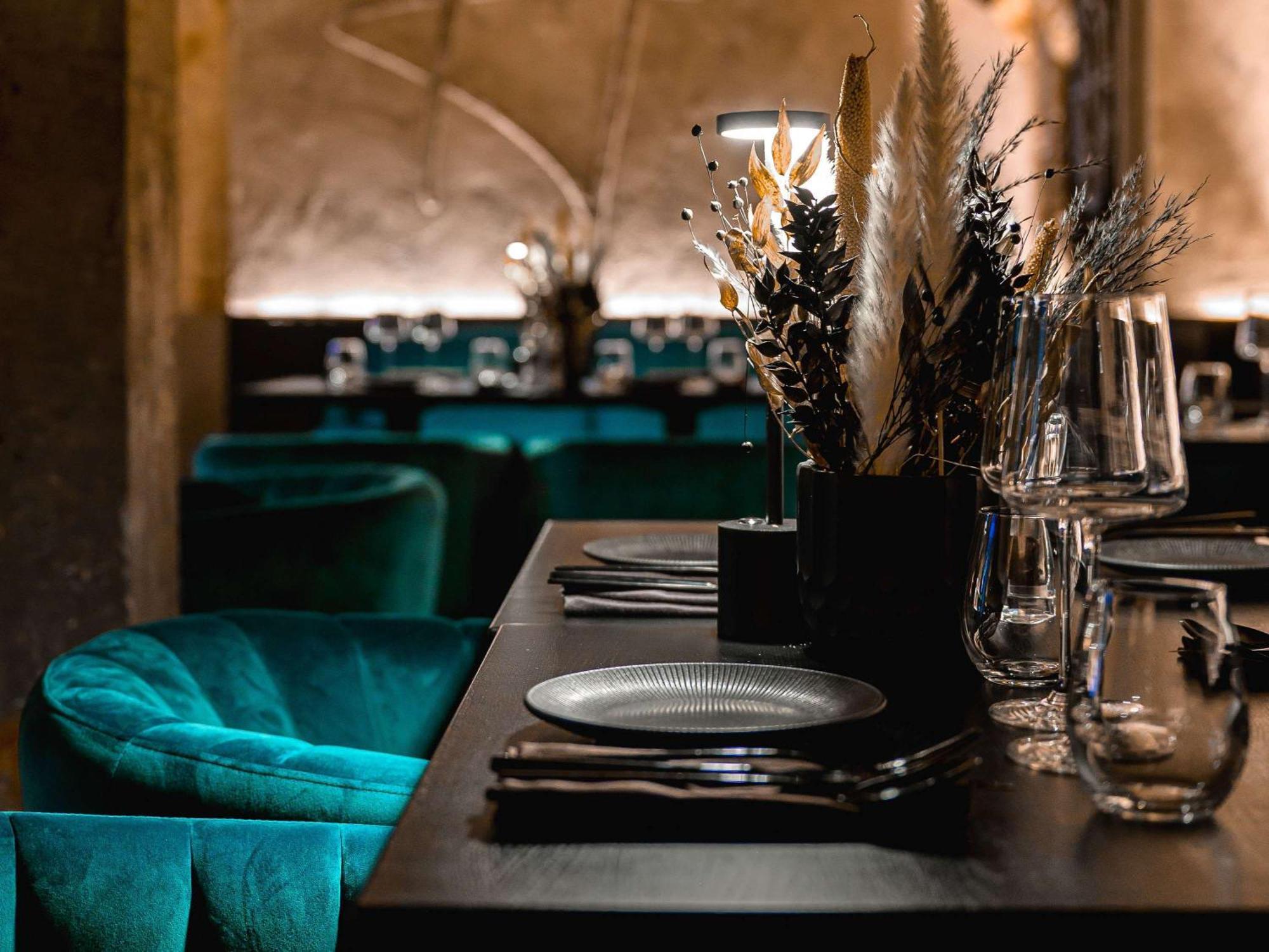 ホテル プルマン リガ オールド タウン エクステリア 写真 Restaurant interior